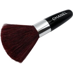 ***Пензель CHANEL маленький...
